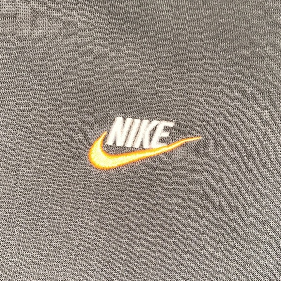 Nike crewneck - Picture 2 of 3